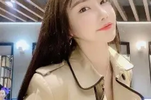 热搜炸锅！陈坤牵手董洁96班同学会温馨孩子母亲谜题再度发酵