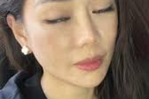 谢贤登顶微博热搜！无数影迷留言寄托哀思
